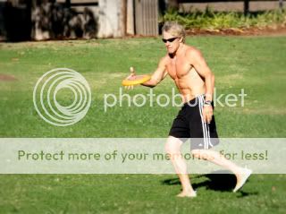 Mark Sisson Playing Ultimate Frisbee